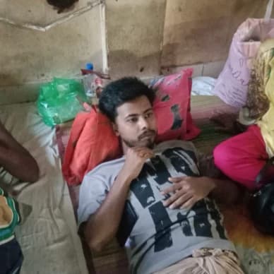 যশোর এমএম কলেজের শিক্ষার্থীকে মাদক ব্যবসায়ীদের হাতে কুপিয়ে-পিটিয়ে আহত করার অভিযোগ