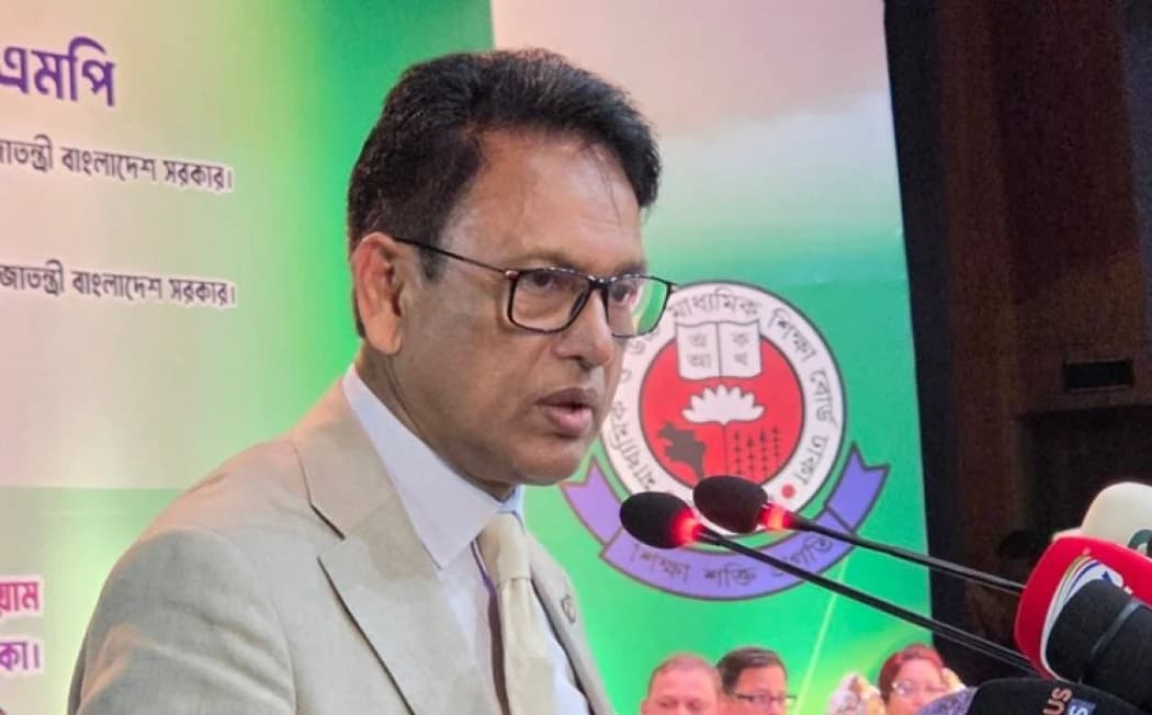 মাদ্রাসা ও কারিগরি বোর্ডে অভিন্ন প্রশ্নপত্র: শিক্ষা ব্যবস্থায় বৈষম্য দূর করার বড় পদক্ষেপ