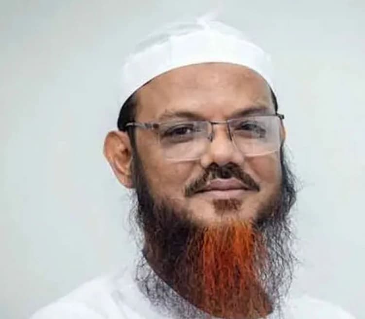 এমপি মনিরুল হক চৌধুরীর মানহানির অভিযোগে মুফতি ফয়জুল করীমের বিরুদ্ধে মামলা
