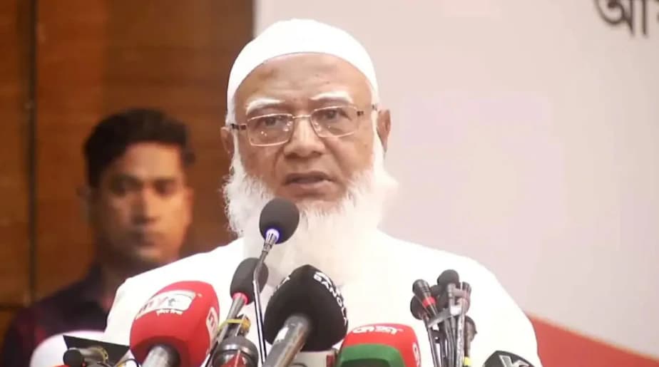 বিএনপির প্রতারণা ও অন্তর্বর্তী সরকারের ষড়যন্ত্রের তীব্র নিন্দা জামায়াত আমিরের