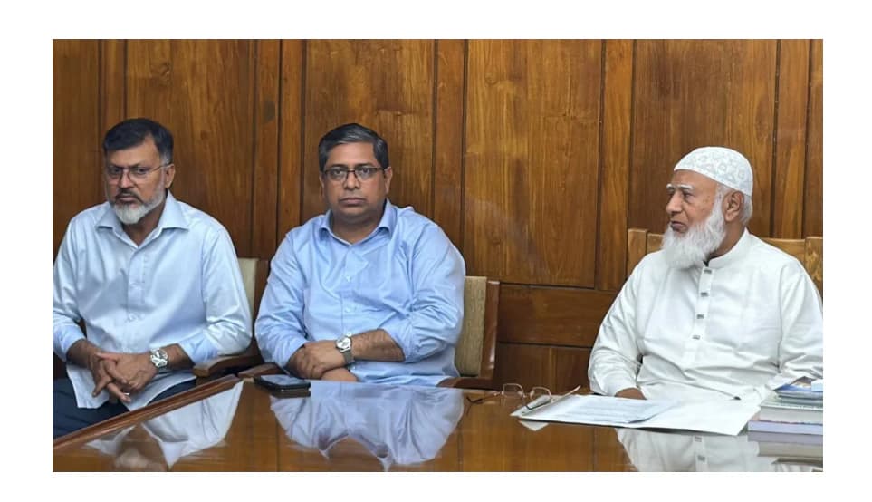প্রধানমন্ত্রীর নির্দেশে জামায়াত আমিরের সঙ্গে বৈঠক, ঢাকা-১৫ এর নাগরিক সমস্যা সমাধানে বড় উদ্যোগ
