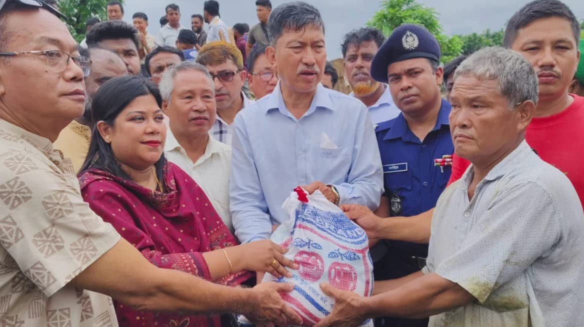 বন্যাদুর্গত বাঘাইছড়িতে এনজিওর কিস্তি আদায় বন্ধ থাকবে: এমপি দীপেন দেওয়ান