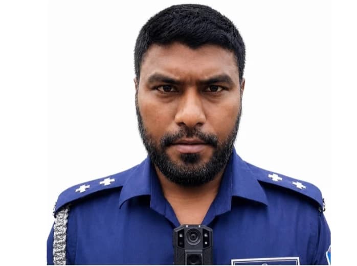 প্রবাসীর স্ত্রীকে কুপ্রস্তাবের অভিযোগ: অডিও ছড়িয়ে পড়তেই এসআই প্রত্যাহার