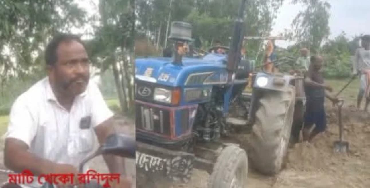 জলঢাকায় কৃষিজমির মাটি কাটার অভিযোগ, বেহাল গ্রামীণ সড়ক