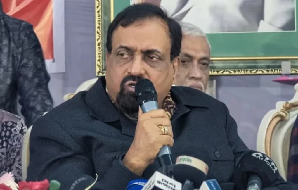 বন্যা মোকাবিলায় এরশাদ সরকারের আমলকে অনুসরণের আহ্বান রুহুল আমিনের