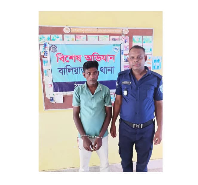 ঠাকুরগাঁওয়ে  ৫৫ পিস ইয়াবাসহ কুখ্যাত মাদক ব্যবসায়ী মতিউর গ্রেপ্তার
