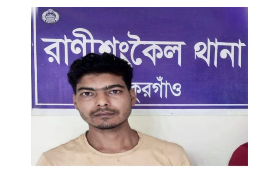 রাণীশংকৈলে ৬ পিস ইয়াবাসহ যুবক গ্রেপ্তার