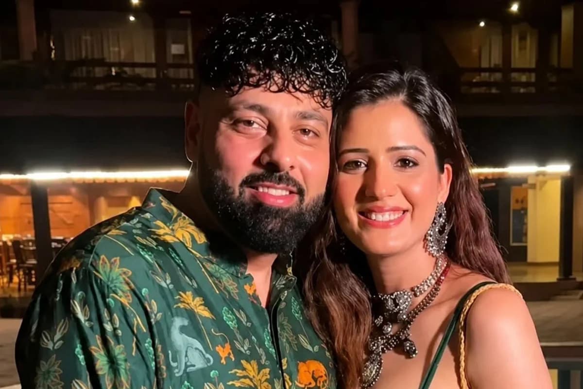 প্রতিটি ঝড়ই শিক্ষা ভাঙা হৃদয়ের ইমোজি দিয়ে রহস্যময় পোস্ট করলেন বাদশার স্ত্রী ইশা