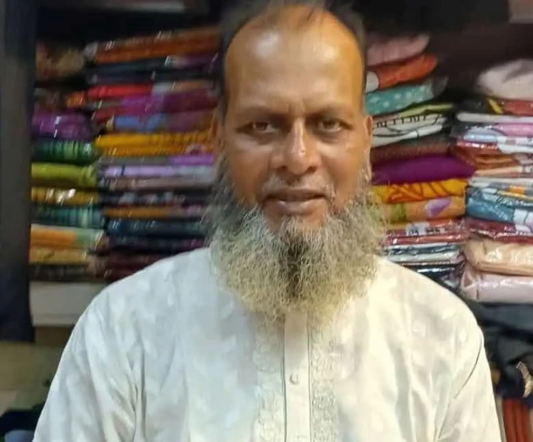 হাতকড়া পরা অবস্থাতেই পুলিশের হাত থেকে ছিনিয়ে নেওয়া হলো আসামিকে, আনোয়ারায় চরম উত্তেজনা