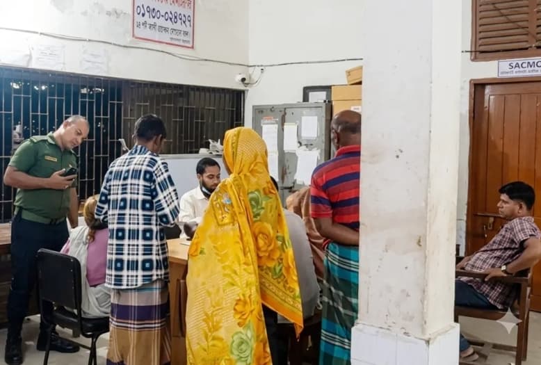 ঠাকুরগাঁওয়ে বন্যপ্রাণীর তাণ্ডবে আহত ১০, চিকিৎসকদের সন্দেহ এটি ছিল হায়না