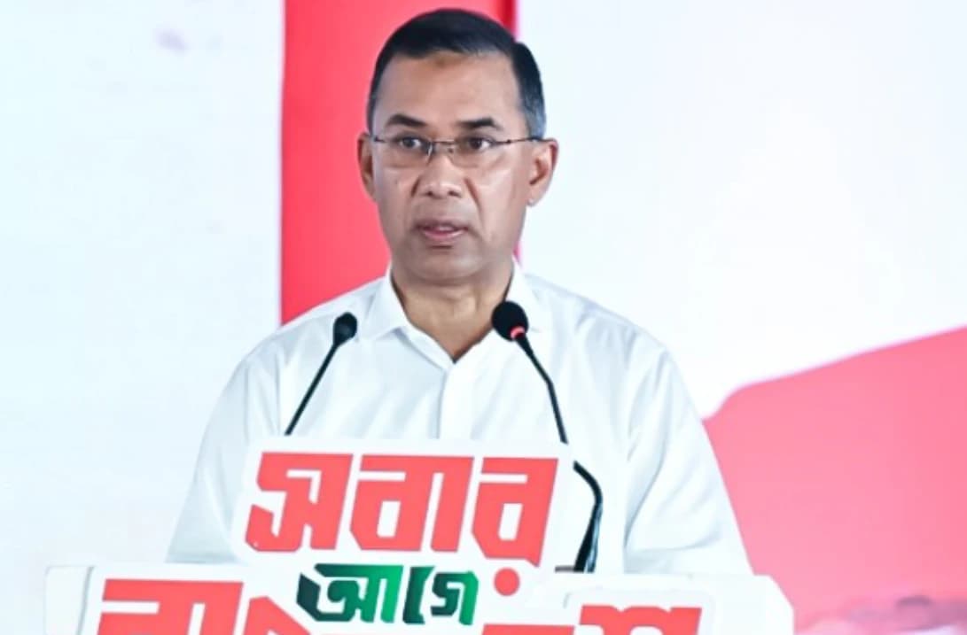 অহেতুক ইস্যু তৈরি করে দেশ অস্থিতিশীল করবেন না: সতর্কবার্তা প্রধানমন্ত্রী তারেক রহমানের