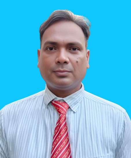 স্বপ্নের সুরে এগিয়ে চলা মধুপুরের গীতিকার আমিনুল ইসলাম সেলিম