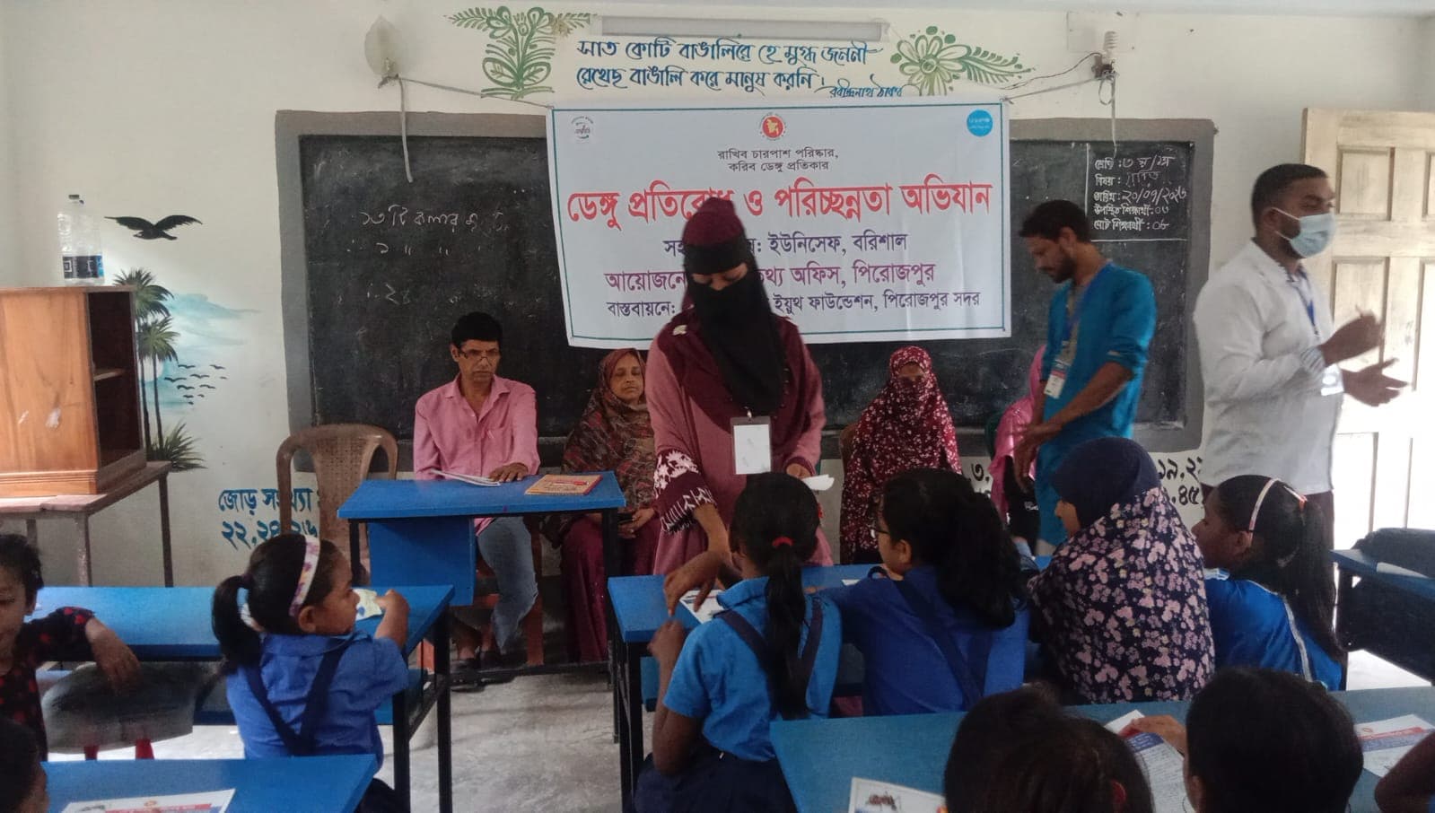 ডেঙ্গু প্রতিরোধে কদমতলা ইয়ুথ ফাউন্ডেশনের পরিচ্ছন্নতা অভিযান অব্যাহত