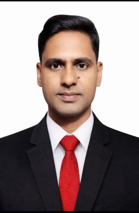 সাংবাদিককে পথরোধ করে আটকে ভয়ভীতি-নির্যাতনের অভিযোগ, চাঁদা না পেয়ে প্রাণনাশের হুমকি