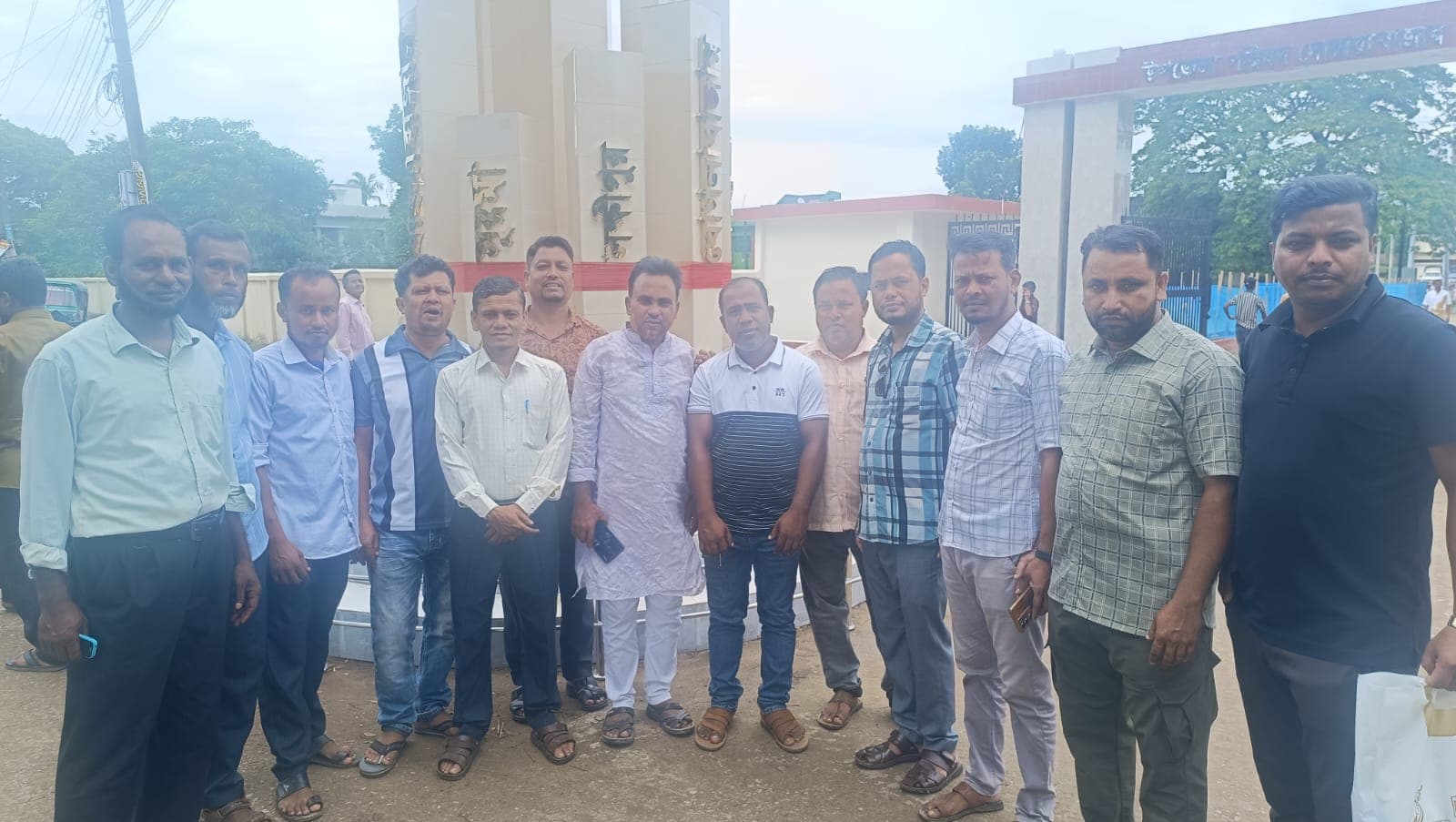দোয়ারাবাজারের ৭ নং লক্ষ্মীপুর ইউনিয়ন বিএনপির অঙ্গ সহযোগী সংগঠনের ও সাধারণ জনগণের সমর্থন প্রত্যাশী চেয়ারম্যান প্রার্থী মোঃ ফরাস উদ্দিন