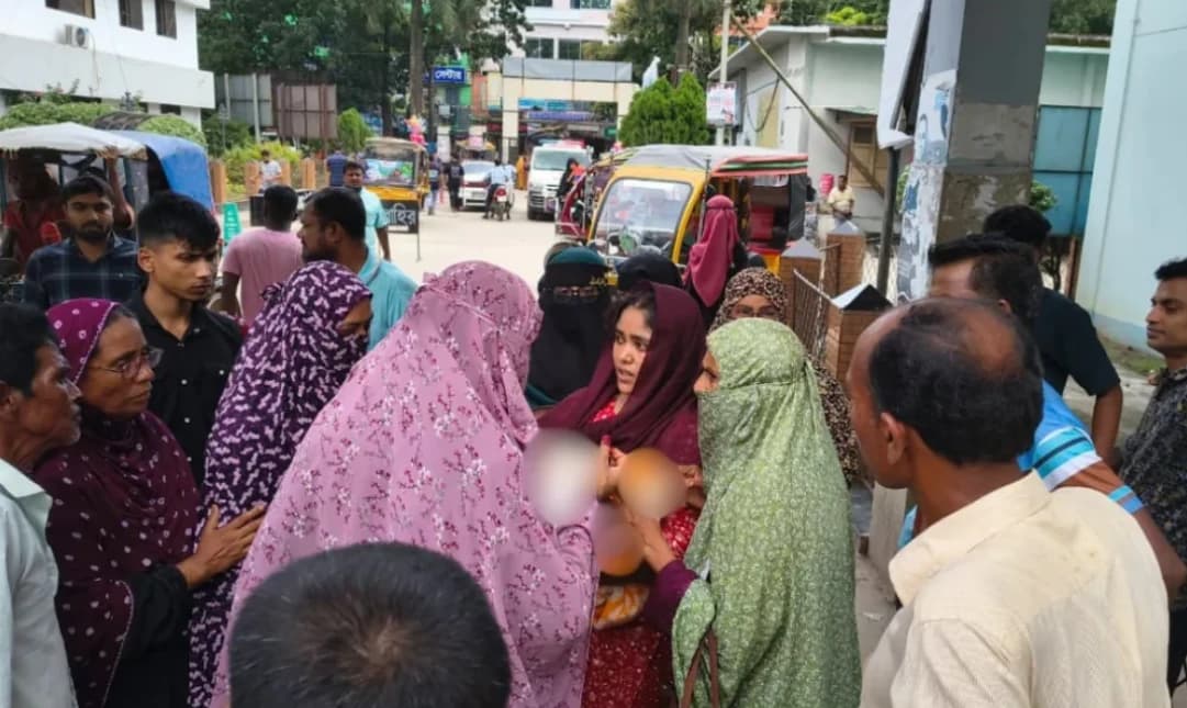 ‘হাসপাতালে তিন ঘণ্টা পর আমাকে মাথা কাটা বাচ্চা দিয়েছে’