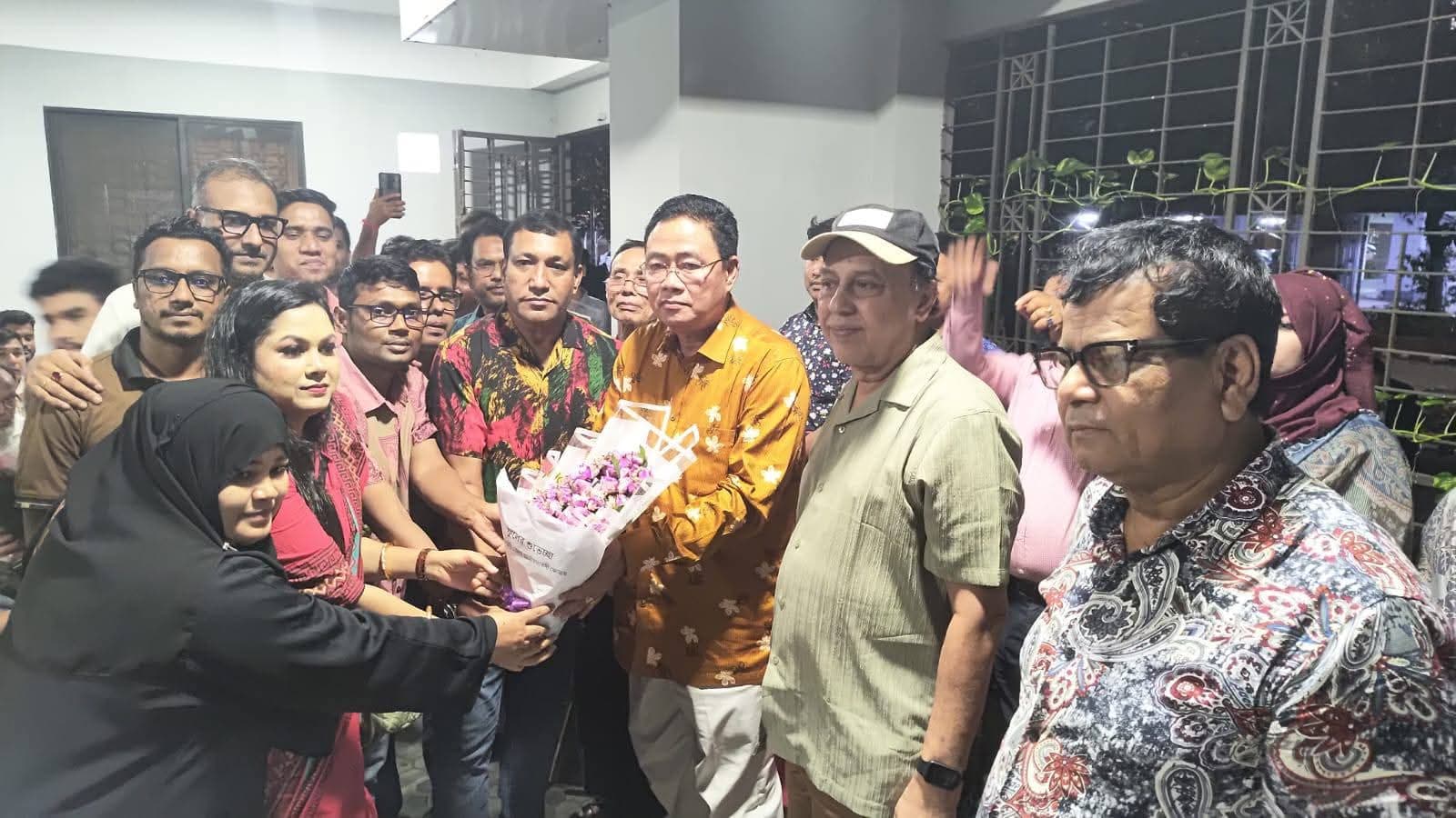 ঢাকায় খাগড়াছড়ি জেলা পরিষদের সদস্যদের সংবর্ধনা, শিক্ষক নিয়োগে অনিয়মের বিরুদ্ধে কড়া হুঁশিয়ারি সাংসদের