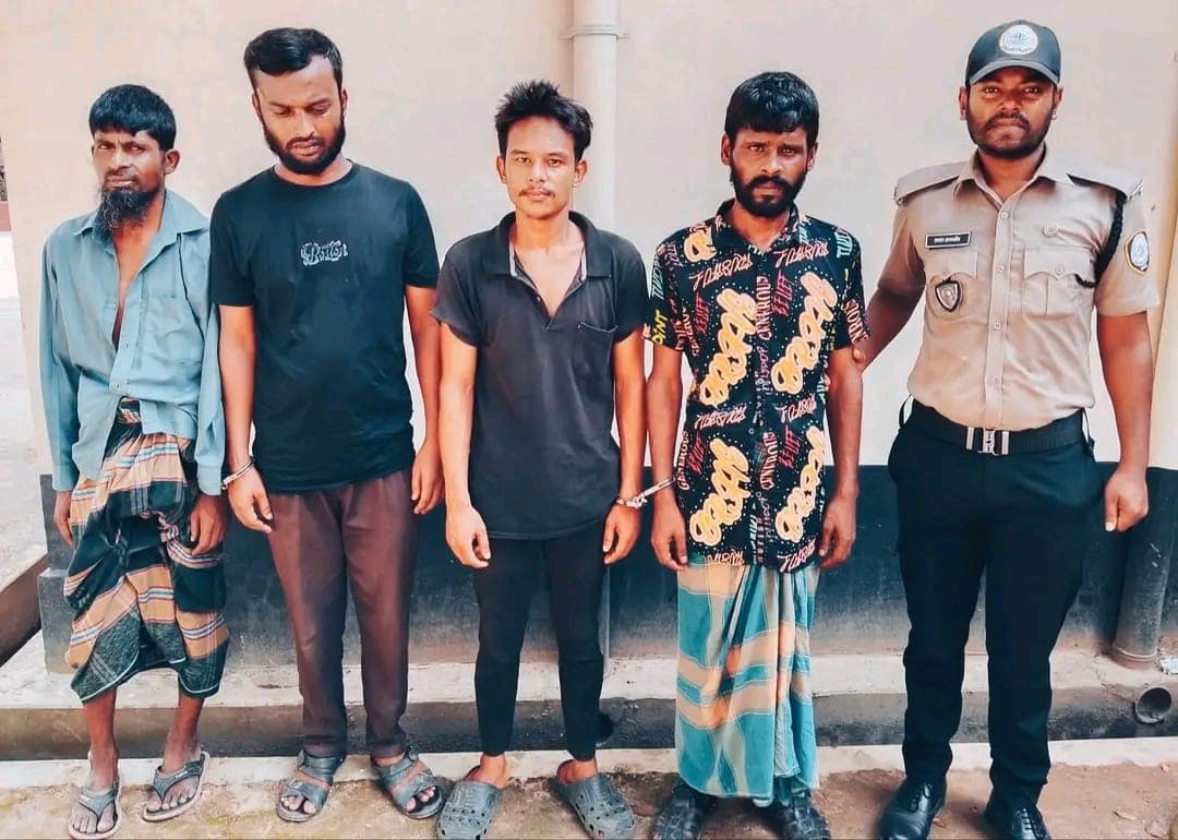 ঠাকুরগাঁওয়ে মাদকের অন্ধকার জগৎ গুঁড়িয়ে দিল প্রশাসন, চার মাদক ব্যবসায়ী এখন কারাগারে