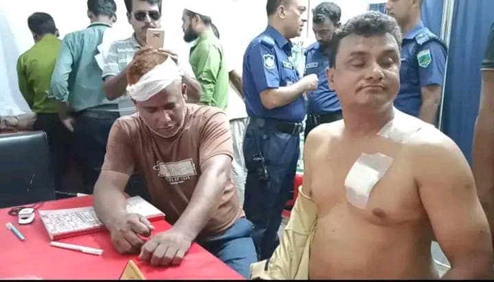 বদলগাছীতে উপজেলা বিএনপির প্রচার সম্পাদককে ছুরিঘাতে জখম করার অভিযোগ, বহিস্কৃত কৃষকদলের সম্পাদকের বিরুদ্ধে 