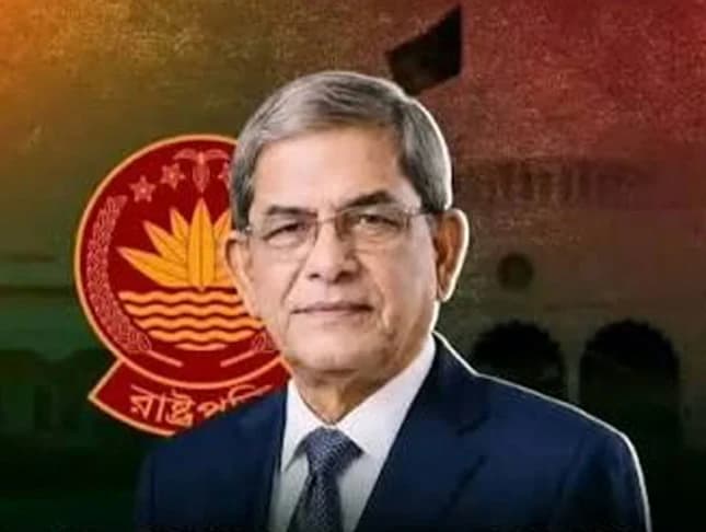 ‘সম্পূর্ণ দলনিরপেক্ষভাবে কাজ করব’, বঙ্গভবনের প্রথম দরবারে স্পষ্ট ঘোষণা রাষ্ট্রপতির