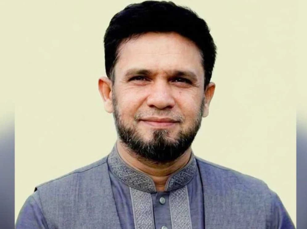 প্রধানমন্ত্রীর ব্যঙ্গচিত্র পোস্ট করায় যশোরের অভয়নগরে আটক সাংবাদিক পরিচয়ধারী যুবক