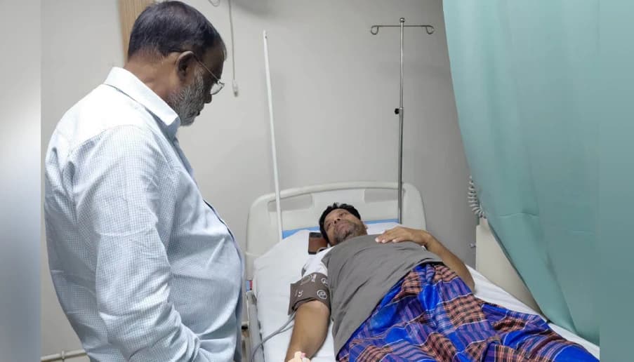 সংকটে সাবেক ছাত্রদল নেতা: জটিল কিডনি রোগে আক্রান্ত ভাইয়ের চিকিৎসায় প্রধানমন্ত্রীর সহায়তা কামনা