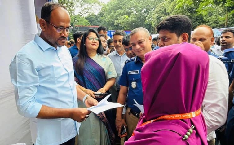 টাঙ্গাইলে জব ফেয়ারে বাজিমাত, ২ হাজার ২৭ জন তরুণের কর্মসংস্থান নিশ্চিত করল জেলা প্রশাসন