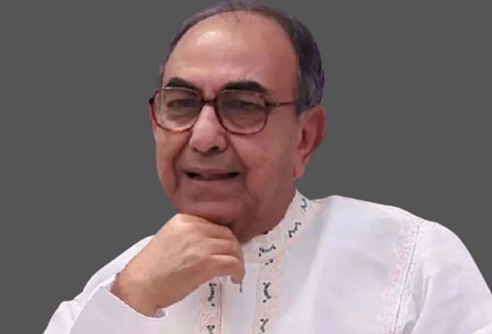 সিঙ্গাপুর ও মালয়েশিয়ায় সাড়ে পাঁচ মাসের চিকিৎসা শেষে আজ রাতে ঢাকায় ফিরছেন মির্জা আব্বাস