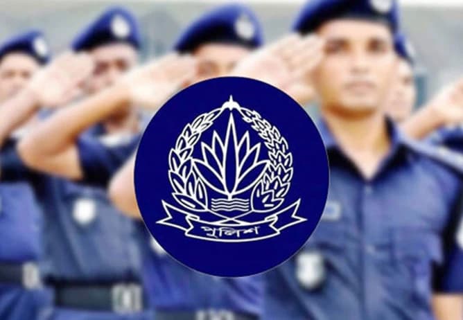 অনুমতি ছাড়াই কর্মস্থল ত্যাগ, কেন বরখাস্ত হলেন ৪ পুলিশ কর্মকর্তা?