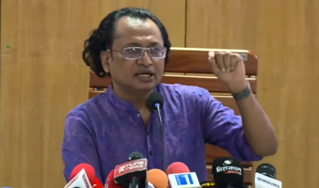 আওয়ামী লীগকে ‘মাফিয়া গ্যাং’ অভিহিত করে রাজনীতি করার যোগ্যতা নিয়ে প্রশ্ন তুললেন ডা. জাহেদ