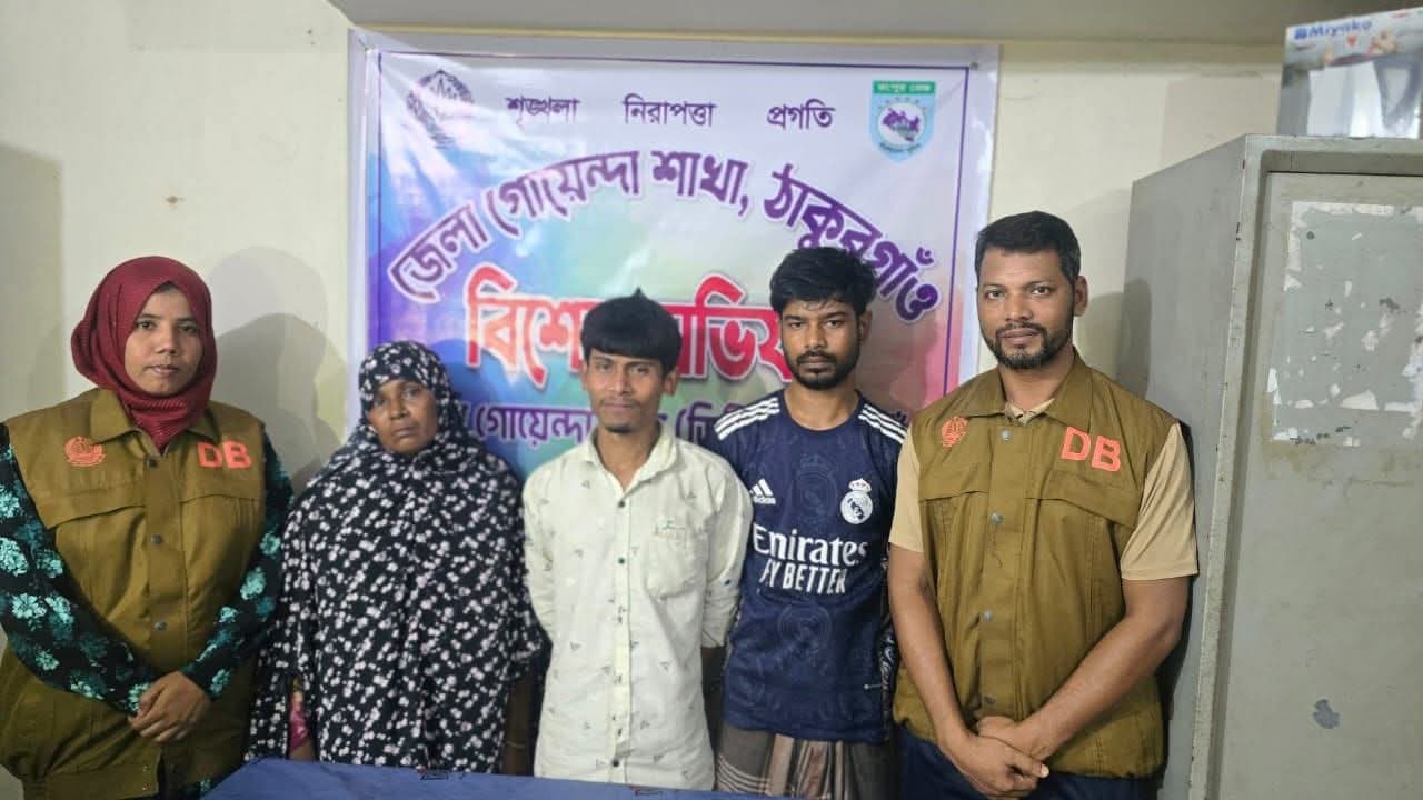 রাণীশংকৈলে ২৬০ টি ইয়াবাসহ তিনজন গ্রেপ্তার