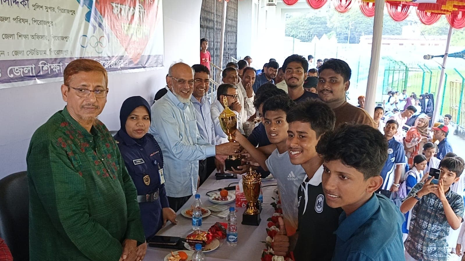 ‎পিরোজপুরে গ্রীষ্মকালীন ৫৩ তম ক্রীড়া প্রতিযোগিতার সমাপনী ও পুরস্কার বিতরণ