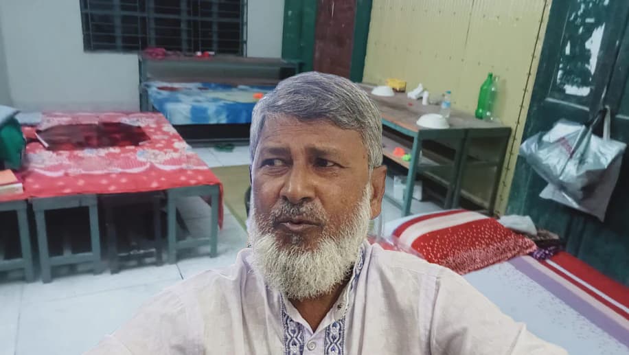 দুর্নীতি, জালিয়াতি ও স্কুলে বিশ্রাম ঘরের অভিযোগ; প্রধান শিক্ষককে শোকজ করল পরিচালনা কমিটি