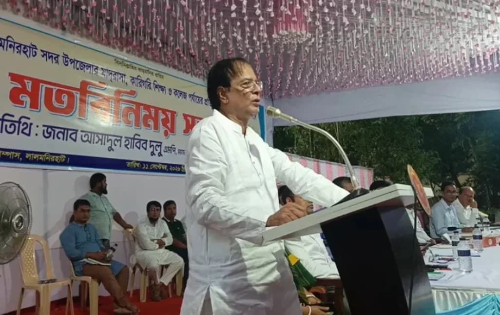 শিক্ষক নেই তাই শিক্ষার্থীরাও নেই: এবার কঠোর বার্তা দিলেন ত্রাণমন্ত্রী