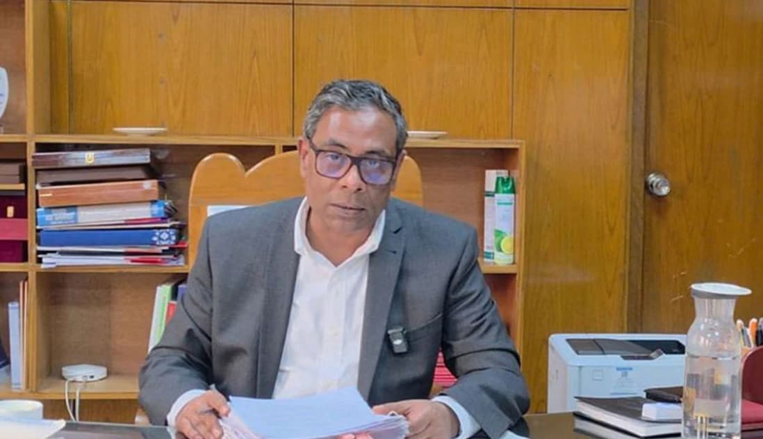 আপনার একটি ভিডিও বাঁচাতে পারে হাজারো প্রাণ! ডেঙ্গু রুখতে ক্রিয়েটরদের বিশেষ আহ্বান স্বাস্থ্য প্রতিমন্ত্রীর