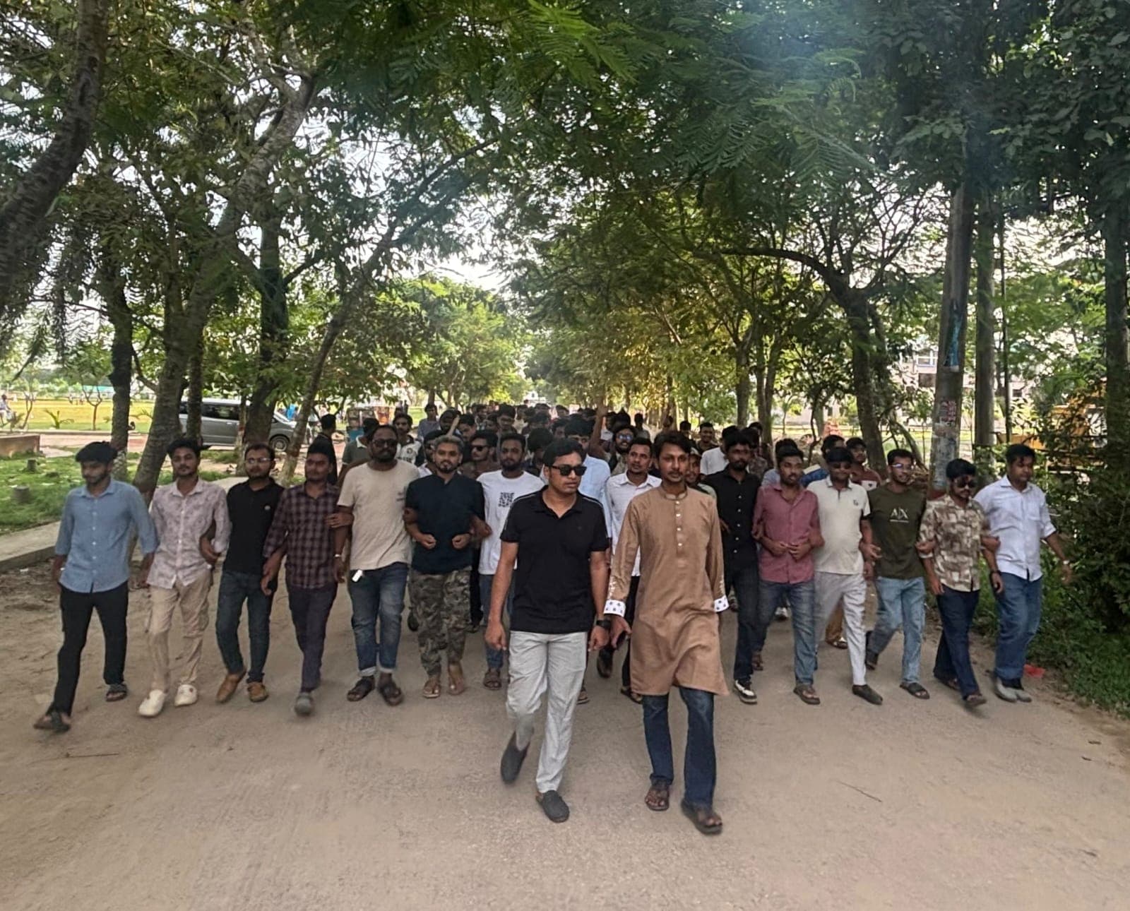 ছাত্রলীগের সন্ত্রাসী কর্মকাণ্ডের প্রতিবাদে নজরুল বিশ্ববিদ্যালয়ে ছাত্রদলের বিক্ষোভ মিছিল