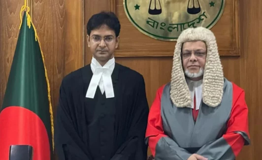হাইকোর্টের স্থায়ী বিচারপতি হিসেবে শপথ নিলেন সংস্কৃতিমন্ত্রী নিতাই রায় চৌধুরীর ছেলে