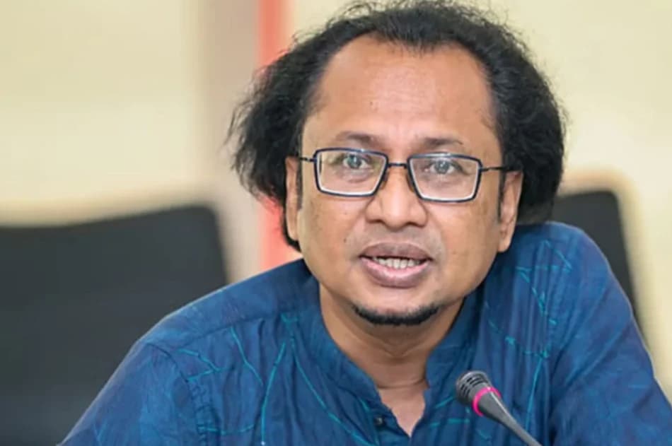 মিডিয়ার সঙ্গে বিরোধ স্বৈরাচারীদের কাজ, সাইবার আইন অপব্যবহার হবে না: তথ্য উপদেষ্টা