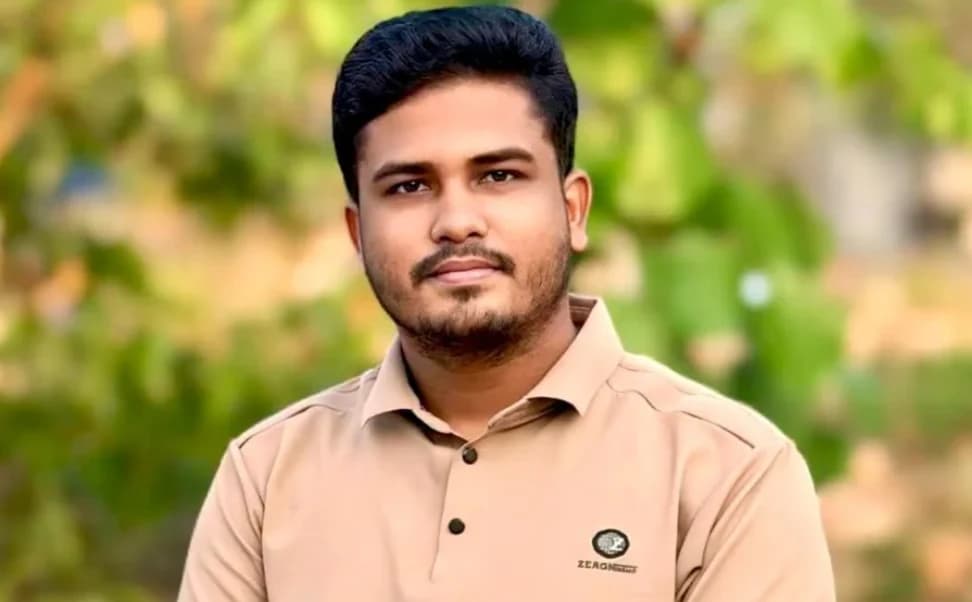 মাঝরাতে মাইক্রোবাসে অপহরণ, হাত-পা বাঁধা অবস্থায় উদ্ধার ছাত্রদল নেতার রক্তাক্ত মরদেহ
