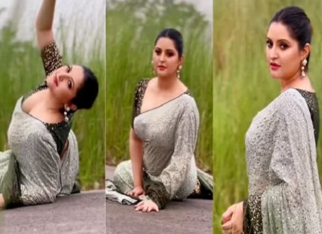নীল শাড়িতে বই বুকে জড়িয়ে কেন তন্দ্রাবিলাসে ডুবলেন পরীমনি?
