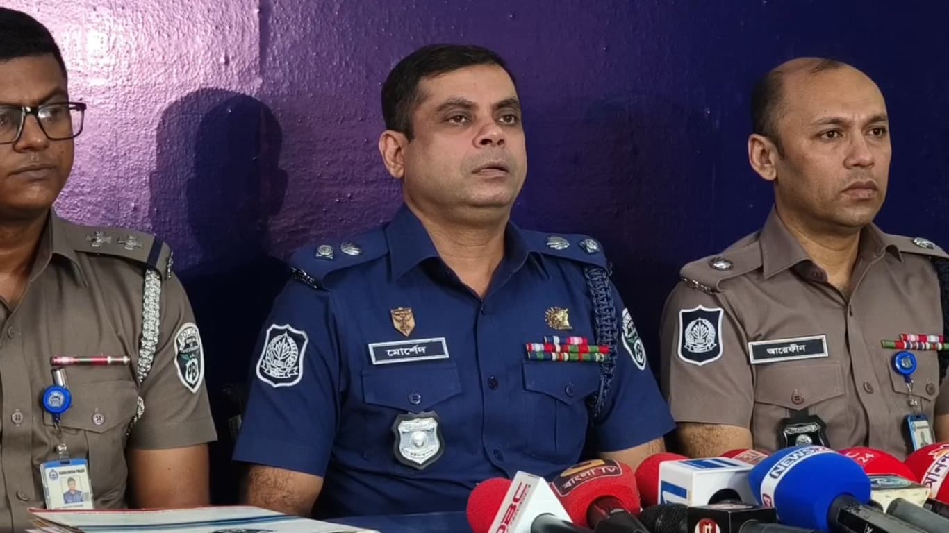 পরকীয়ার সন্দেহে স্ত্রী হত্যা, দুই মাস পর সীমান্তে স্বামী গ্রেপ্তার