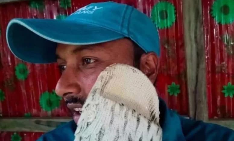 মনোহরগঞ্জে ছাত্রদলের নতুন কমিটি ঘোষণা, পদবঞ্চিত হয়ে প্রকাশ্যে জুতাপেটা নেতার