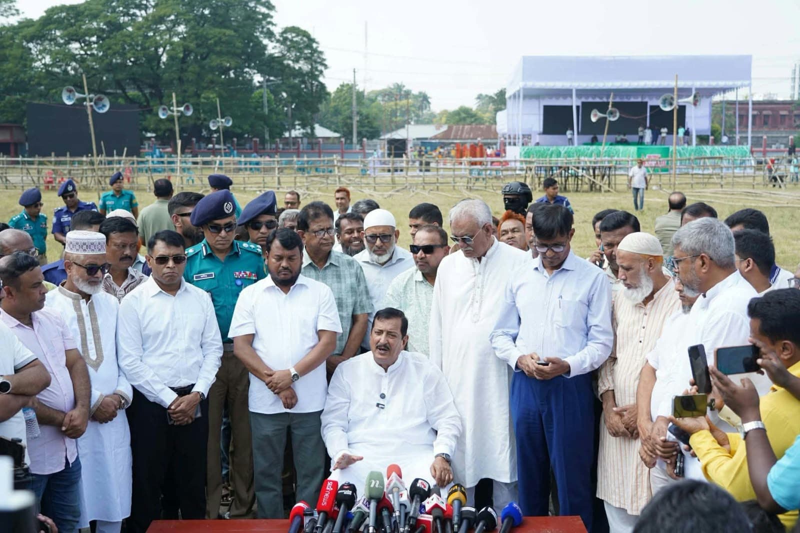 ২০ অক্টোবর মাদ্রাসা ময়দানে কী বলবেন প্রধানমন্ত্রী, জানতে মুখিয়ে রাজশাহীবাসী