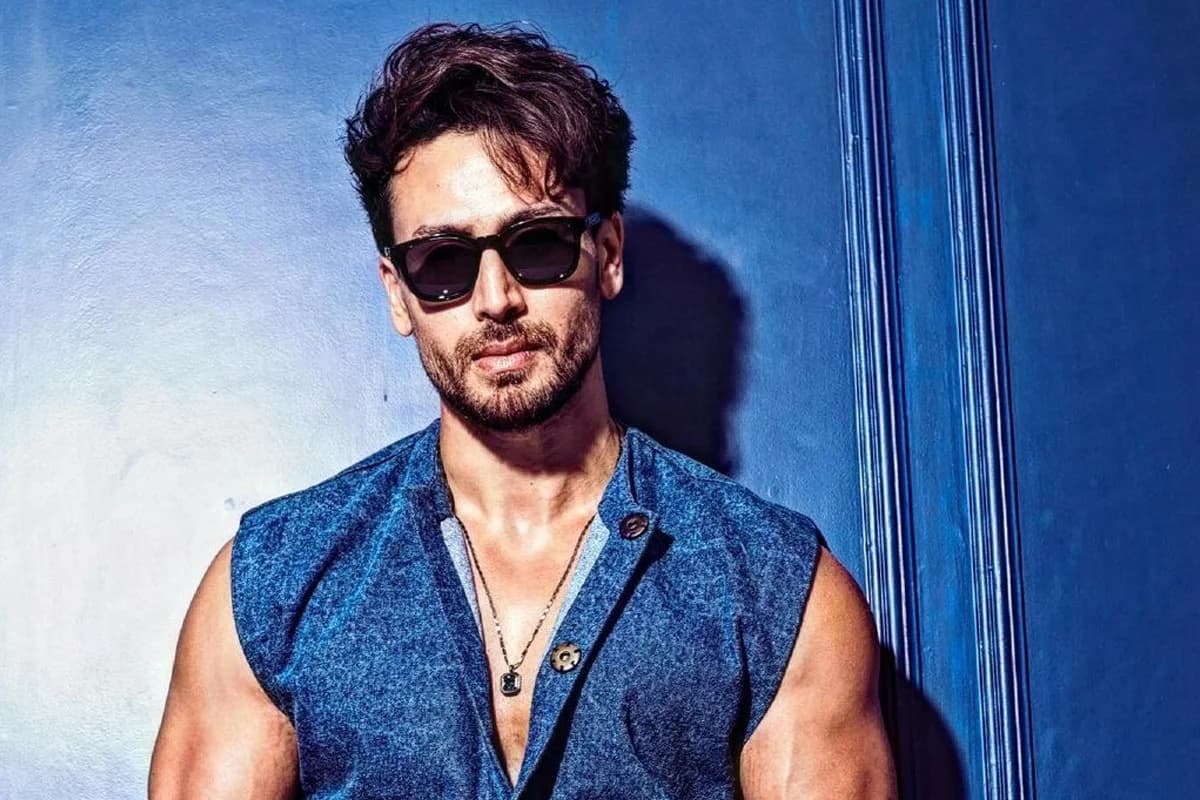 ভিজে ফ্রেমসের যাত্রা শুরু, টাইগার শ্রফ ও এলভিশ যাদব নিয়ে বড় বাজেটের অ্যাকশন ছবি আনছেন ভিকি জেইন