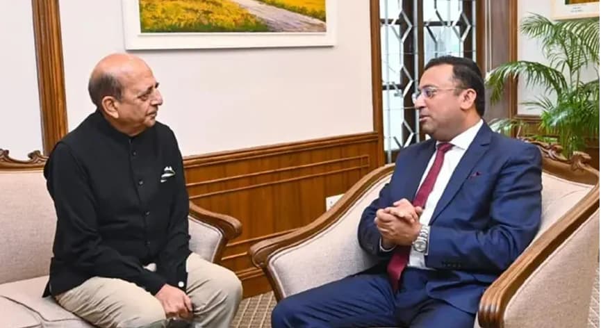 ভারতের মাটি ব্যবহার করে বাংলাদেশে বিশৃঙ্খলা সৃষ্টি রুখতে কঠোর সতর্কবার্তা বাংলাদেশের