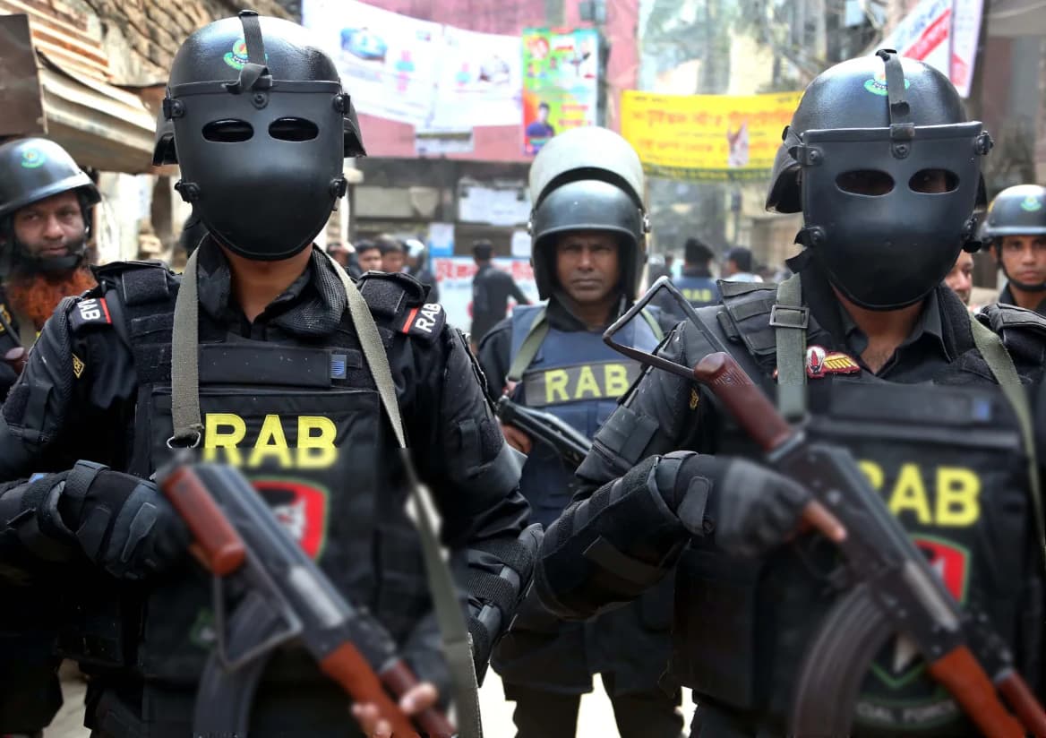 জুলাই গণঅভ্যুত্থান দিবস: নাশকতা ঠেকাতে দেশজুড়ে বিশেষ নিরাপত্তা ও কঠোর নজরদারিতে র্যাব