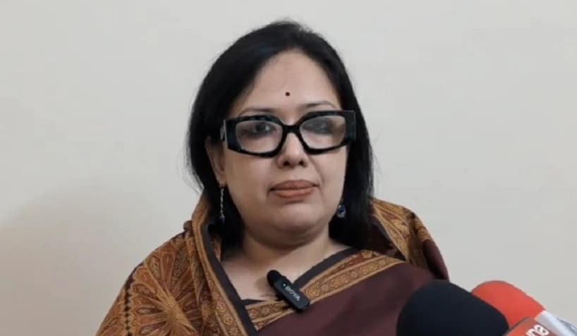 রাষ্ট্রপতি নির্বাচনকে ‘প্রহসন’ আখ্যা দিয়ে ভোট বর্জনের কারণ ব্যাখ্যা করলেন রুমিন ফারহানা