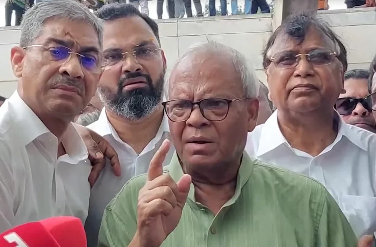 দলের নাম ভাঙিয়ে অপকর্ম করলে কঠোর পদক্ষেপ নেবেন তারেক রহমান: রিজভী