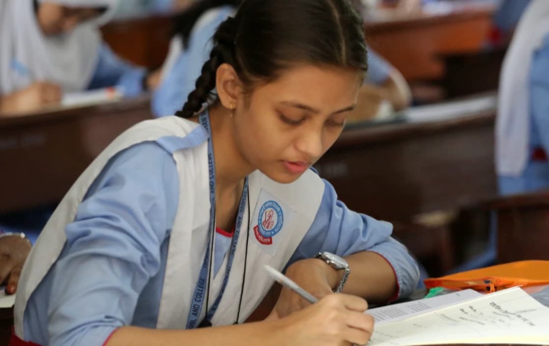এসএসসি ও সমমান পরীক্ষার সম্ভাব্য সময়সূচি ঘোষণা