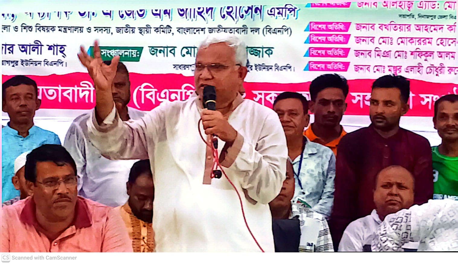 রাস্তা-ঘাট থেকে মাদক সমস্যা: পলিপ্রয়াগপুরের মানুষের দীর্ঘদিনের আর্তনাদ শুনলেন মন্ত্রী